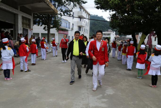 獅子會《山里山外》助學(xué)行-廣西武鳴站