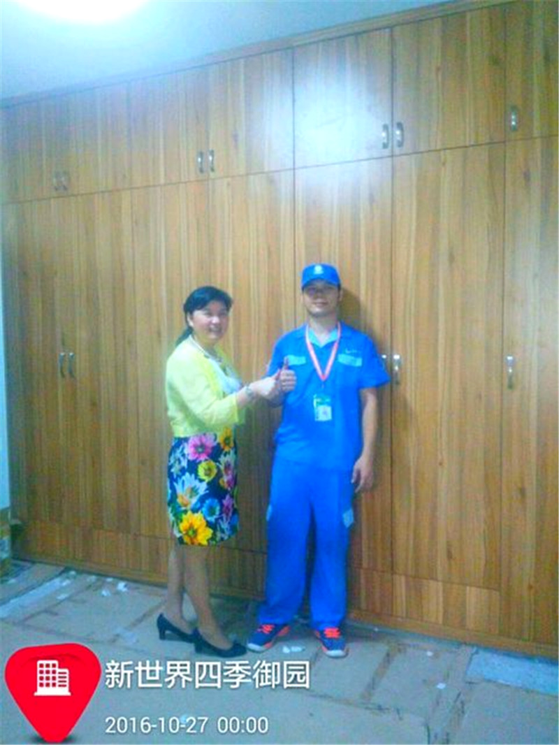 客戶好評如潮，難怪左右手家居安裝師傅如此“嘚瑟”