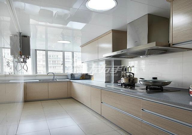 廚房櫥柜一般多少錢