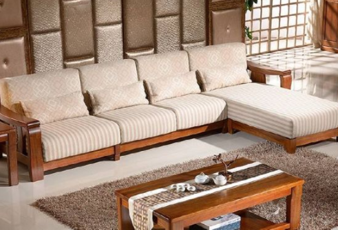 客廳沙發(fā)買“皮沙發(fā)”還是“布沙發(fā)”？