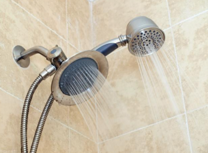 玻璃安全防爆膜：鋼化玻璃+防爆膜，淋浴房必備