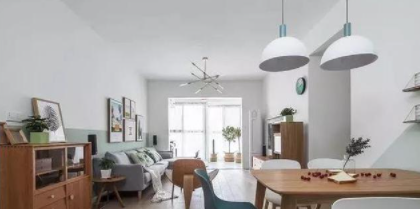 中式家裝客廳設(shè)計(jì)，室內(nèi)客廳天花板怎么設(shè)計(jì)？