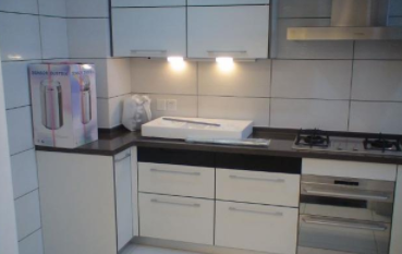 廚衛(wèi)裝修翻新：廚衛(wèi)改造有什么注意事項？廚衛(wèi)翻新技巧讓你事半功倍