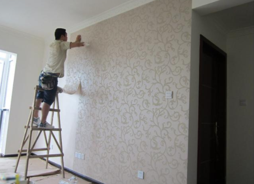 裝修材料市場價格：墻紙的優(yōu)缺點是什么？正確選購墻紙，鋪貼墻面才能把家裝好