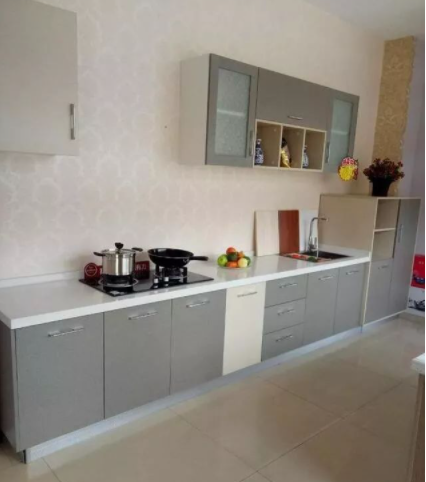 【定制櫥柜設(shè)計圖】如何挑選櫥柜門板？根據(jù)廚房的裝修風(fēng)格選擇嗎？