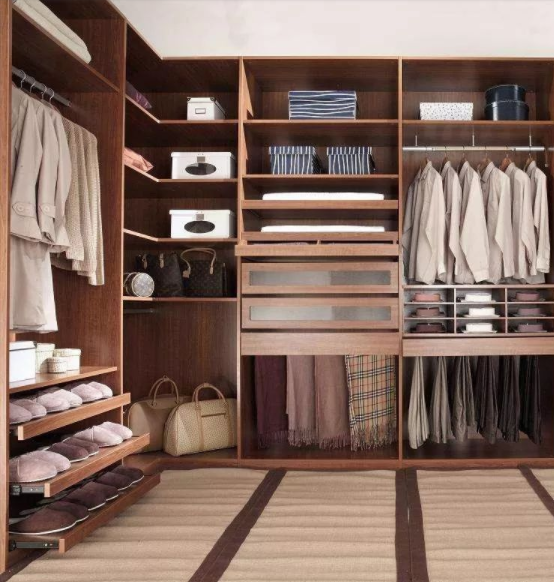 臥室定制衣柜款式怎么選？