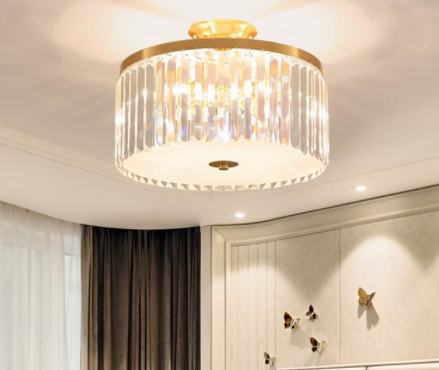 水晶玻璃吸頂燈：家用吸頂燈什么材質(zhì)好？